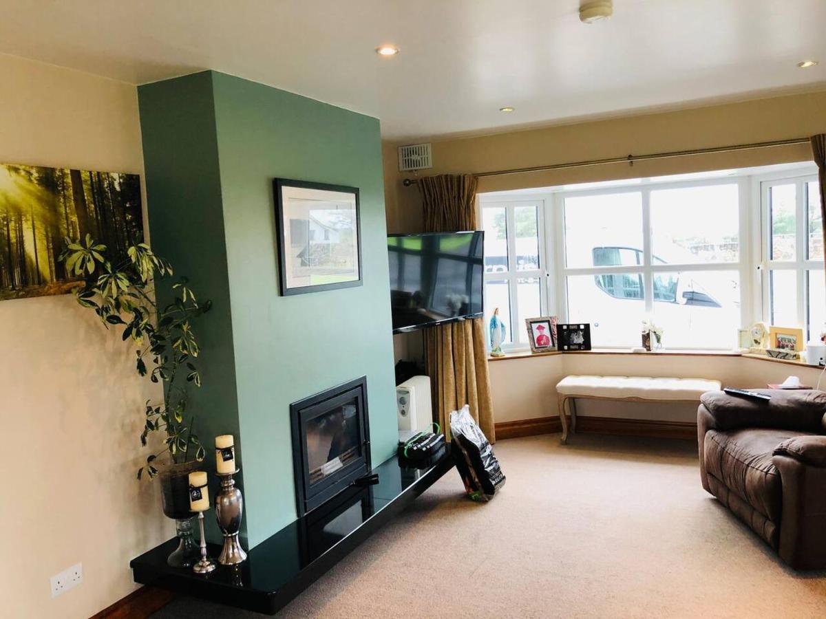 Connemara. 3 Bedroom, 8 Bed, Holiday Home Galway Exterior foto