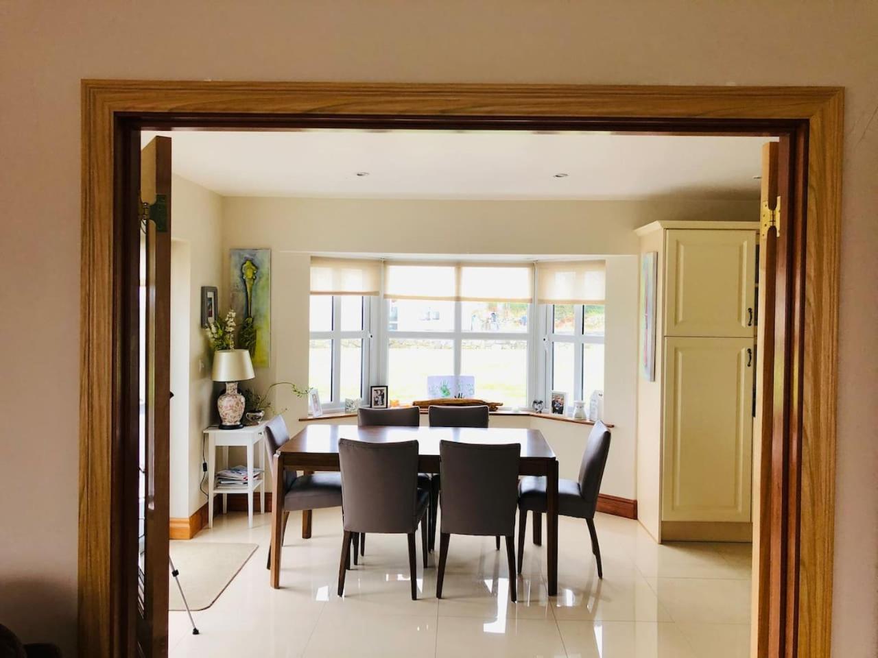 Connemara. 3 Bedroom, 8 Bed, Holiday Home Galway Exterior foto